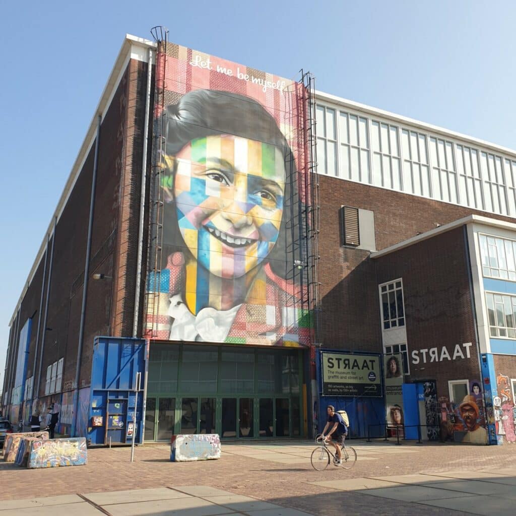 Street art museum Straat in Amsterdam Noord